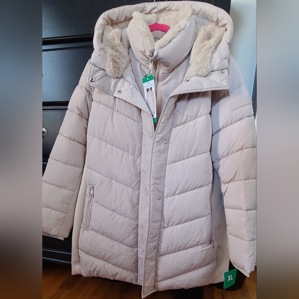 NWT Andrew Marc beige hooded winter coat